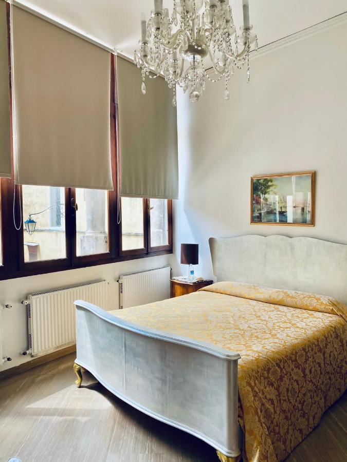 Couette-café Ca' Dor Venise